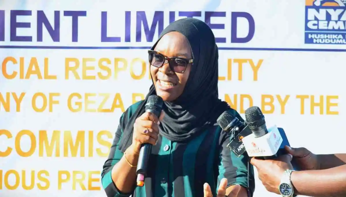 Nyati Cement Hands Over Geza Kigamboni Bus Terminal, Citizens Urged to Embrace Opportunities - articlePage.gallery.imageAlt 4